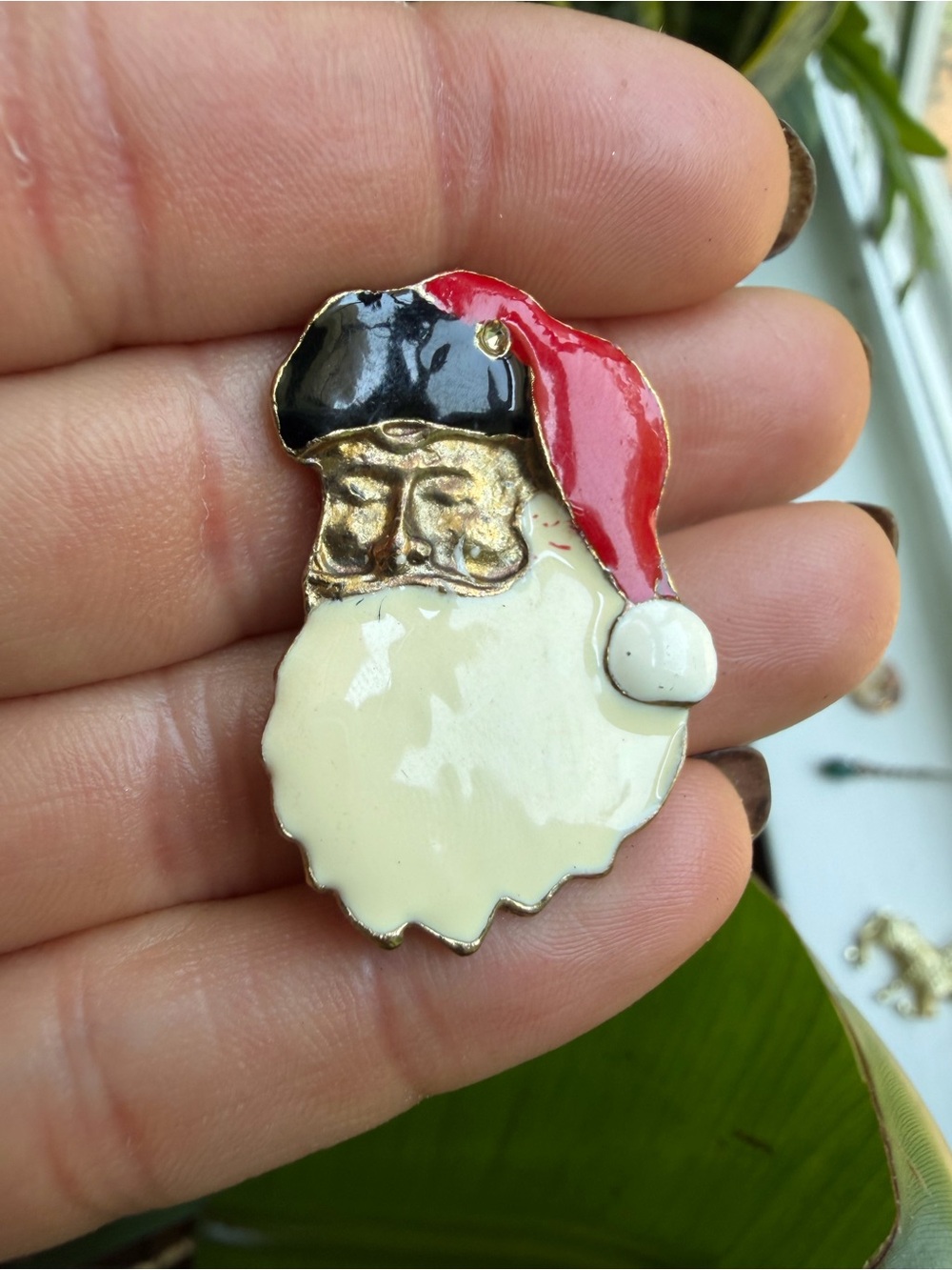 Vintage Santa Claus Enamel Pin - Red, Black & Cream